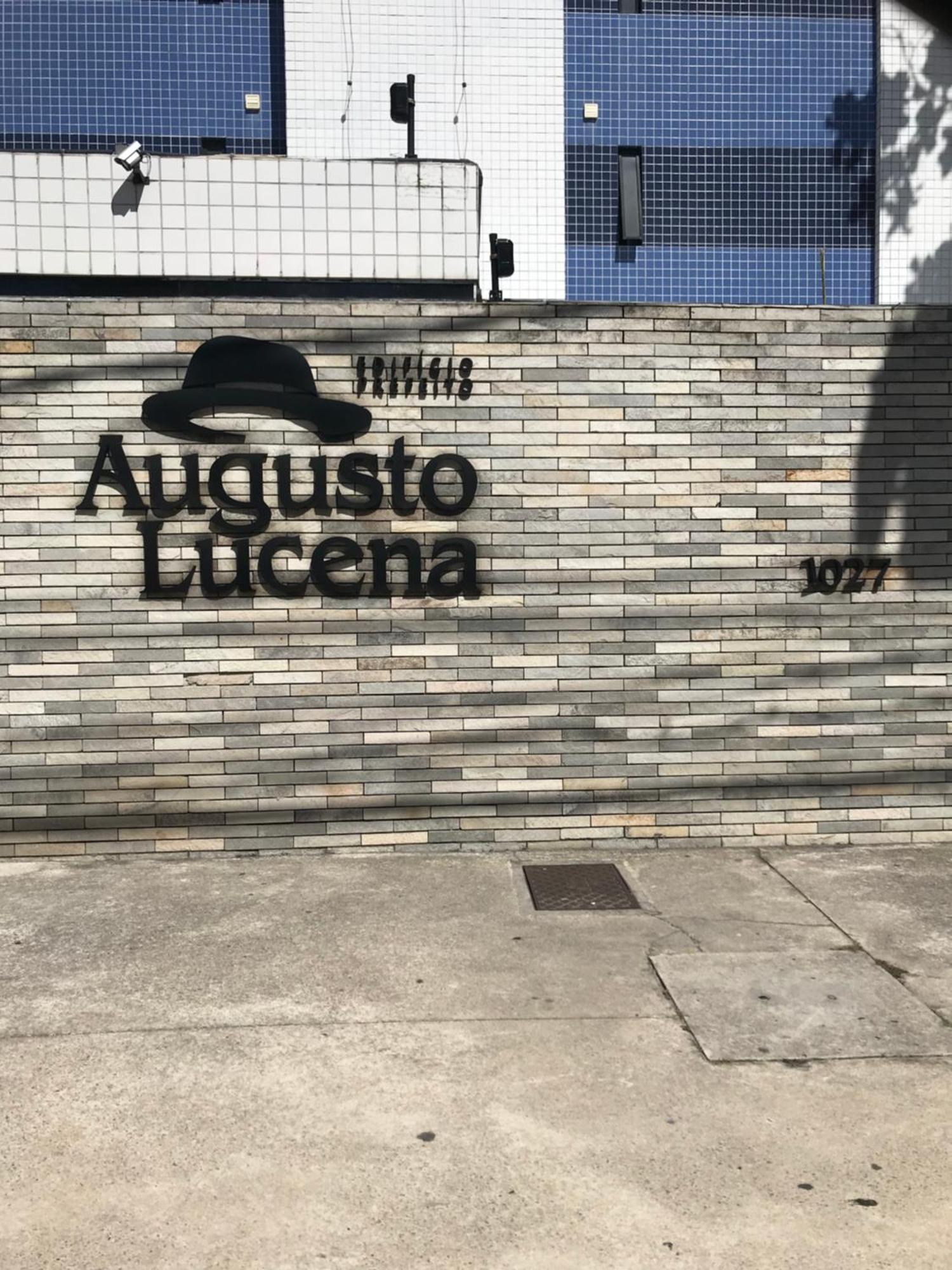 Augusto Lucena Apartment *